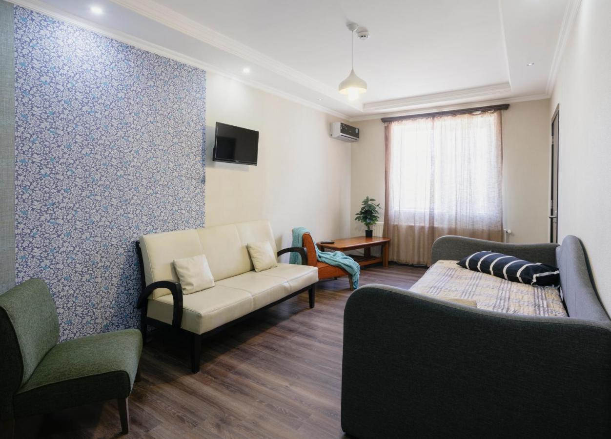 Marcos Hotel Tbilisi Exterior photo