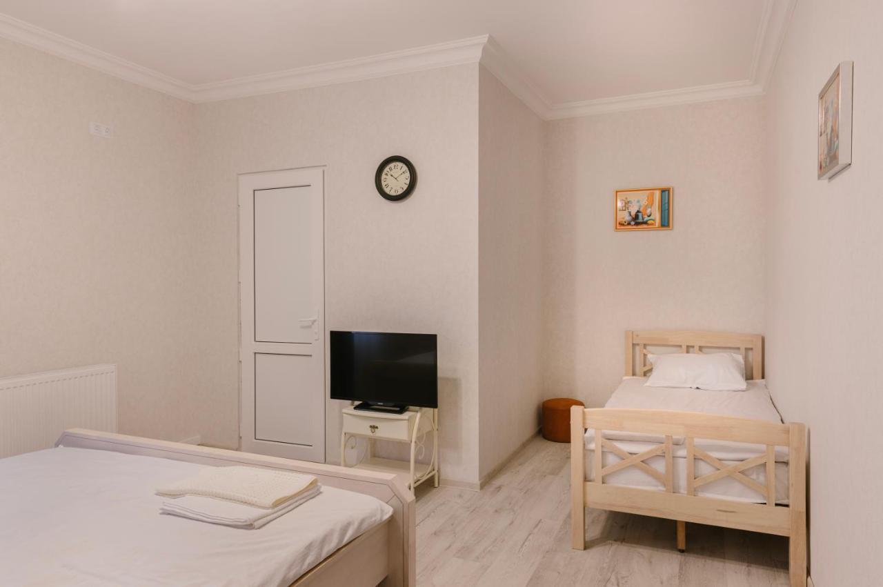 Marcos Hotel Tbilisi Exterior photo